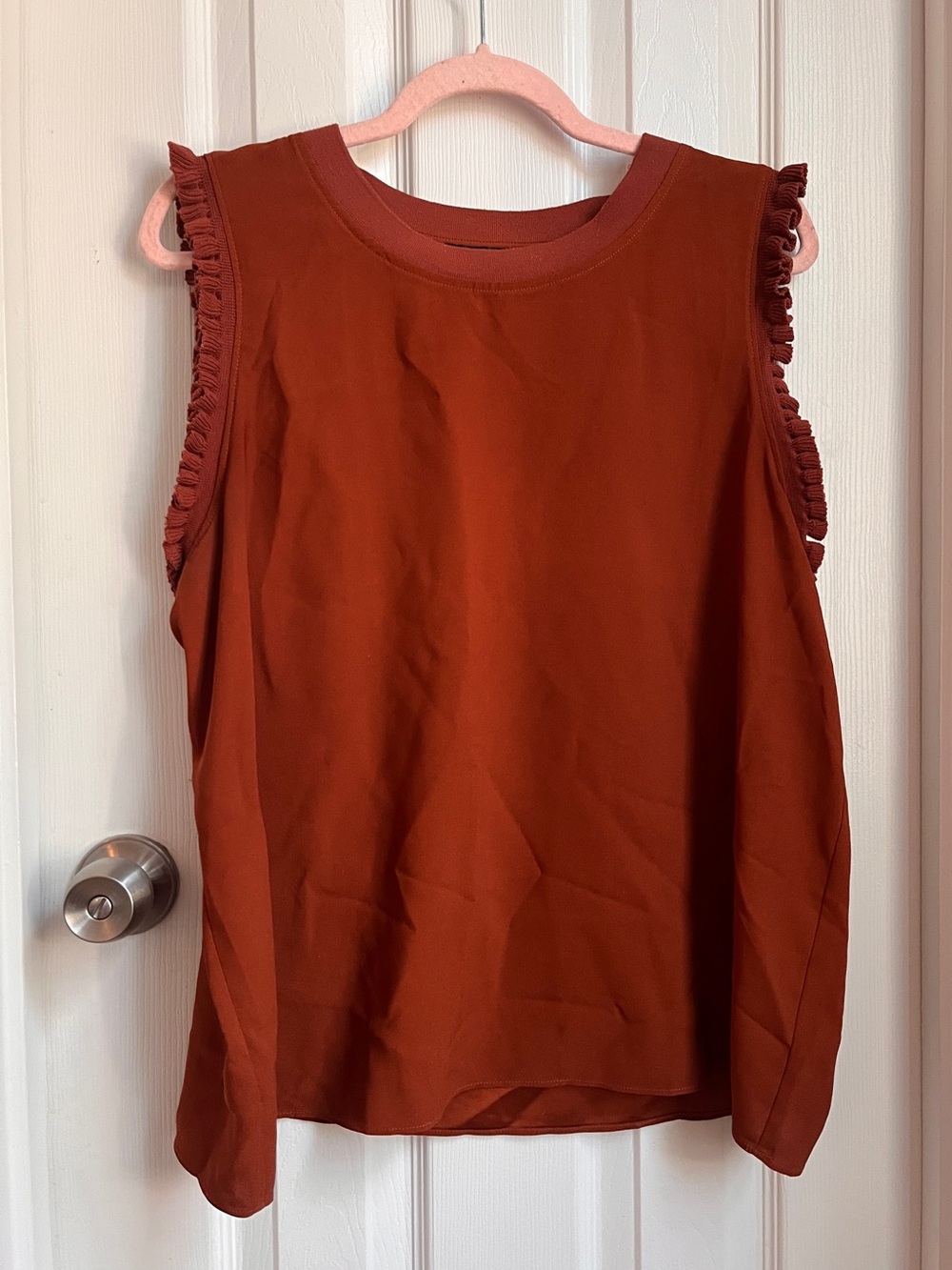 [$5 in a bundle] Ann Taylor ruffle sleeve blouse rust size XL